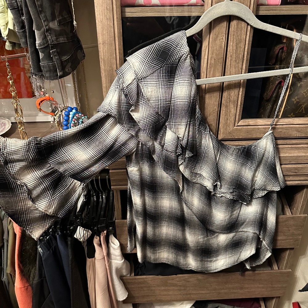 Alice + Olivia top